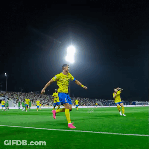 Yuji Itadori De Lukas GIF