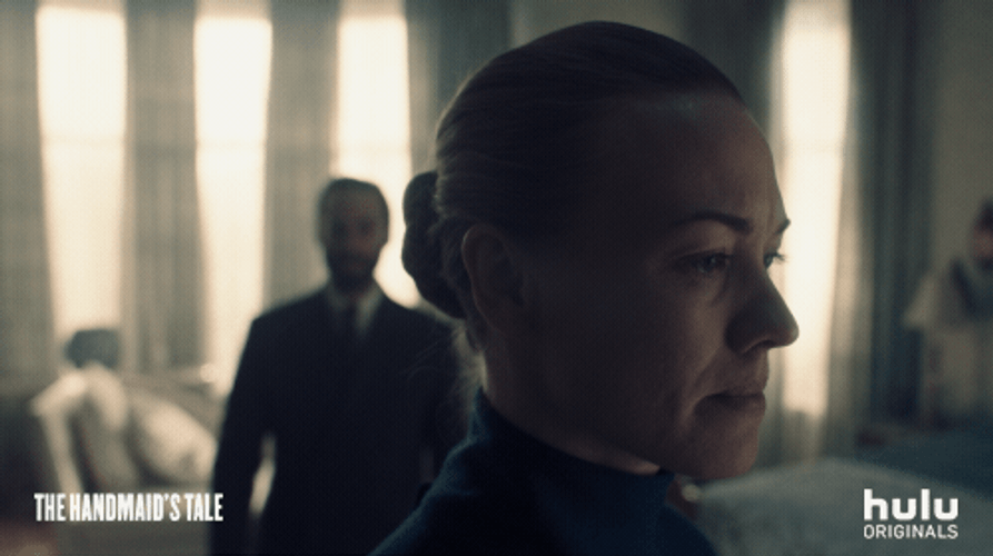 Yvonne Strahovski Mother Knows Best GIF