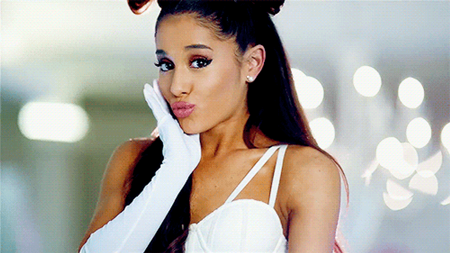 Ariana Grande GIFs
