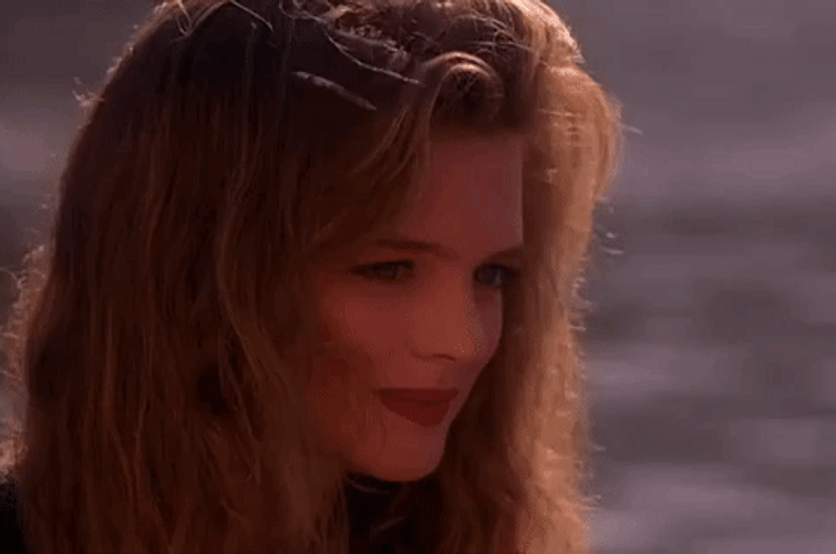Heather Graham GIFs