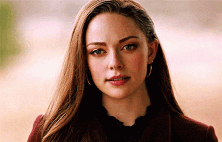 Hope Mikaelson GIFs