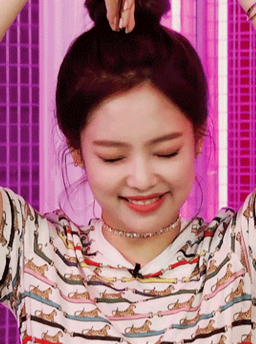 Jennie GIFs