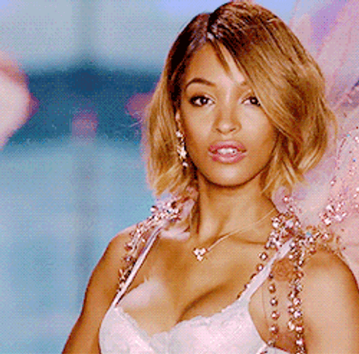 Jourdan Dunn GIFs