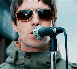 Liam Gallagher GIFs