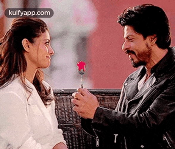 Shah Rukh Khan GIFs