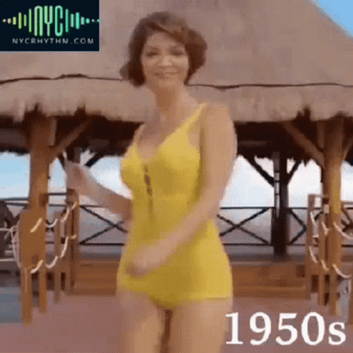 1950s Lady In Swimsuit GIF.