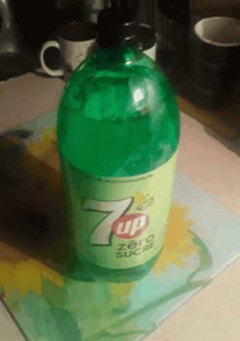 7 Up Zero Sucre Bottle