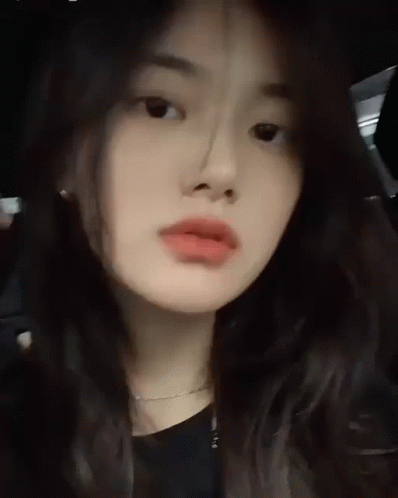 Aesthetic Girl Fingers GIF