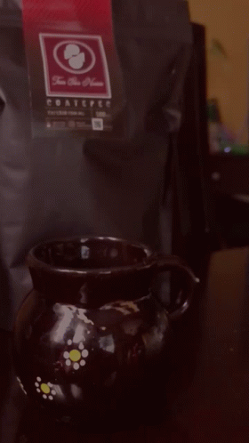 Coffee Beans Bag Que Tengas Buen Dia GIF