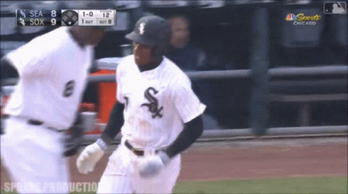 A Baseball Game Is Being Played In Chicago Between The Sox And The Seahawks GIF