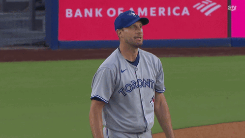 A Baseball Player With The Number 31 On The Back Of His Shirt GIF