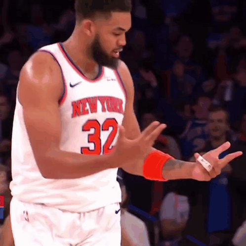 A Basketball Player For The New York Knicks Wearing Number 32 GIF