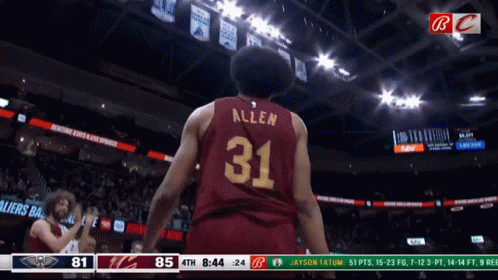 A Basketball Player In A Red Jersey With The Number 31 On It GIF