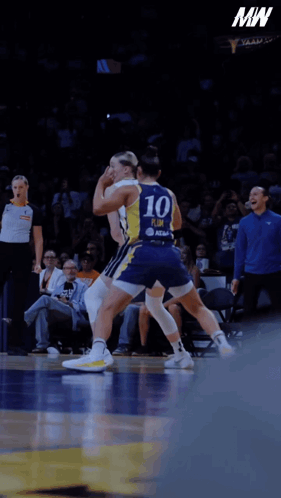 A Basketball Player With The Number 10 On Their Back GIF
