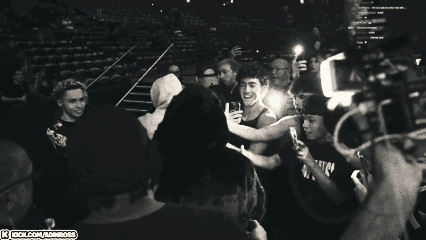 A Black And White Photo With A Watermark That Says ' Rock.com/alvinbob ' GIF
