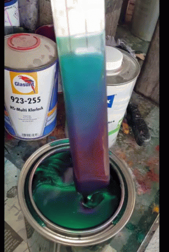 A Can Of Glasurit 923-255 Ms-Multi Klarlack GIF