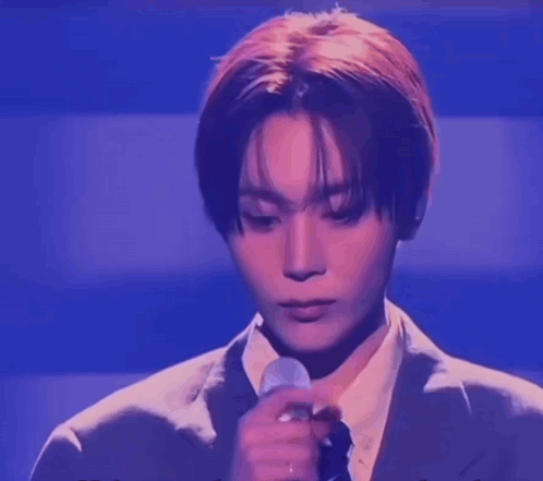 A Close Up Of A Man 'S Face With The Words Ehhhh Written Below Him GIF