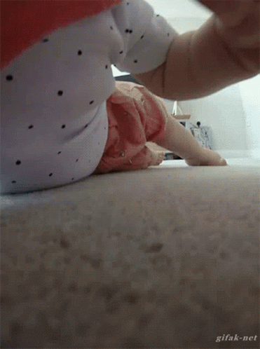 A Close Up Of A Person 'S Hand With A Gifak-Net Watermark At The Bottom GIF