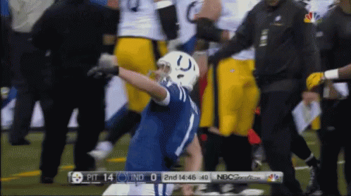 a football game between pittsburgh steelers and indiana colts