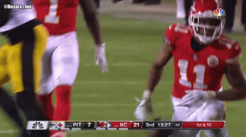 A Football Game Between Pittsburgh Steelers And Kansas City Chiefs Is Underway GIF