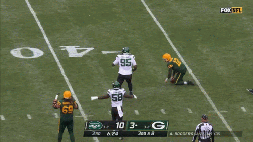 A Football Game Between The Green Bay Packers And The New York Jets Is Being Shown On Fox Nfl GIF