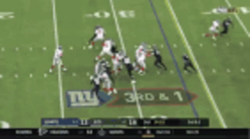 A Football Game Is Being Played Between The Ny Giants And The Washington Redskins GIF