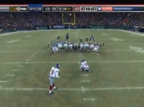 a football game is being played on fox and nvg