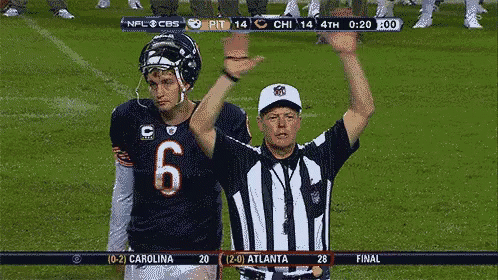 A Football Player Wearing A Jersey With The Number 6 On It GIF