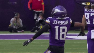 A Football Player With The Name Jefferson On His Back GIF
