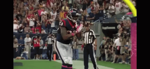 A Football Player With The Number 23 On Their Jersey GIF