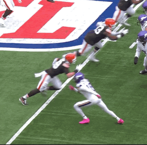 A Football Player With The Number 3 On The Back Of His Helmet GIF