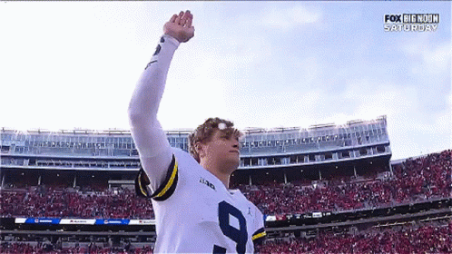 A Football Player With The Number 9 On His Shirt GIF