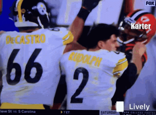 A Fox Broadcast Of A Football Game Between The Pittsburgh Steelers And The Georgia Bulldogs GIF