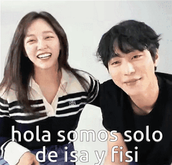 A Man And A Woman Are Sitting Next To Each Other With The Words Hola Somos Solo Deisa Y Fisi Written On The Bottom GIF