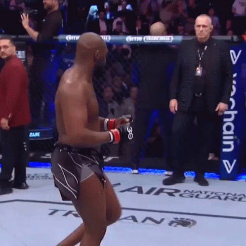 A Man In A Boxing Ring With The Word Airguard On It GIF