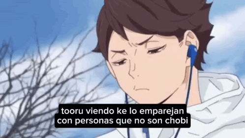 A Man Wearing Headphones With A Caption That Says Tooru Viendo Ke Lo Emparejan Con Personas Que No Son Chobi . GIF