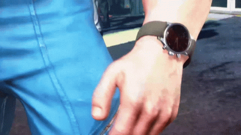 A Person Wearing A Watch On Their Wrist That Shows The Time As 7:15 GIF