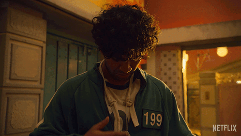 A Person With The Number 199 On Their Shirt GIF