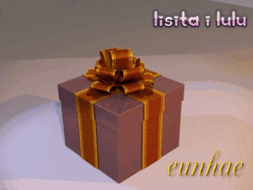 a purple gift box with a gold bow and the name lisita i lulu