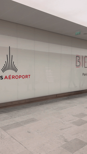 A Sign That Says Bien Paris On It GIF