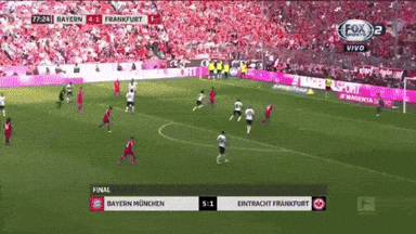 a soccer game between bayern munchen and frankfurt