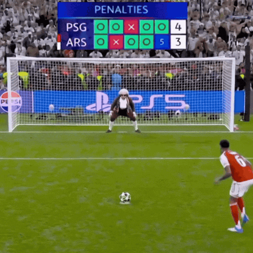 a soccer game between psg and ars with penalties on the scoreboard