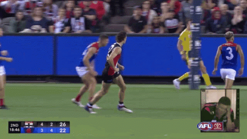 A Soccer Game Is Being Played With A Score Of 3 To 2 GIF