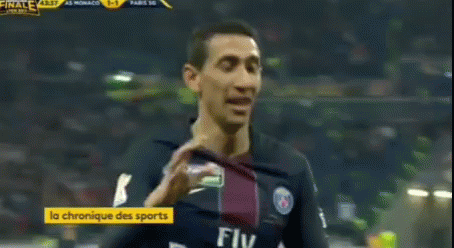A Soccer Player Is Blowing A Kiss In Front Of A Crowd And The Words La Chronique Des Sports Are On The Bottom GIF