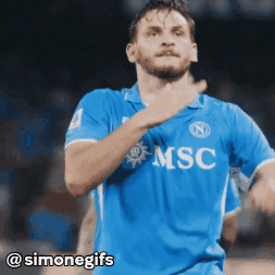 A Soccer Player Wearing A Blue Shirt With Msc On The Front GIF