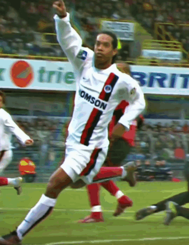 A Soccer Player Wearing A Jersey That Says Omson On It GIF