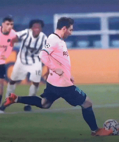 A Soccer Player Wearing A Pink Shirt With The Word Rakuten On The Front GIF