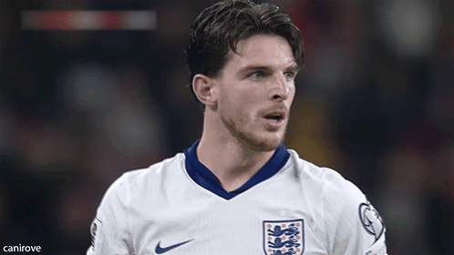 A Soccer Player Wearing A White Shirt With A Blue Collar And The Word Canirove On The Bottom GIF