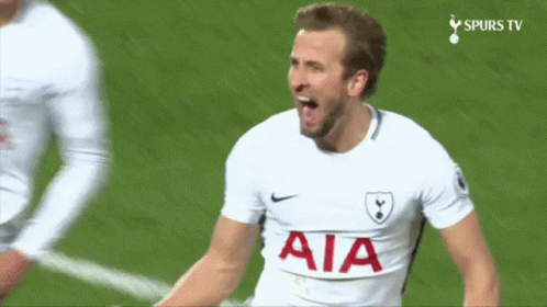 A Soccer Player Wearing A White Shirt With Aia On The Front GIF