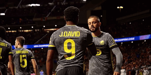 A Soccer Player With The Name J.david On The Back Of His Jersey GIF